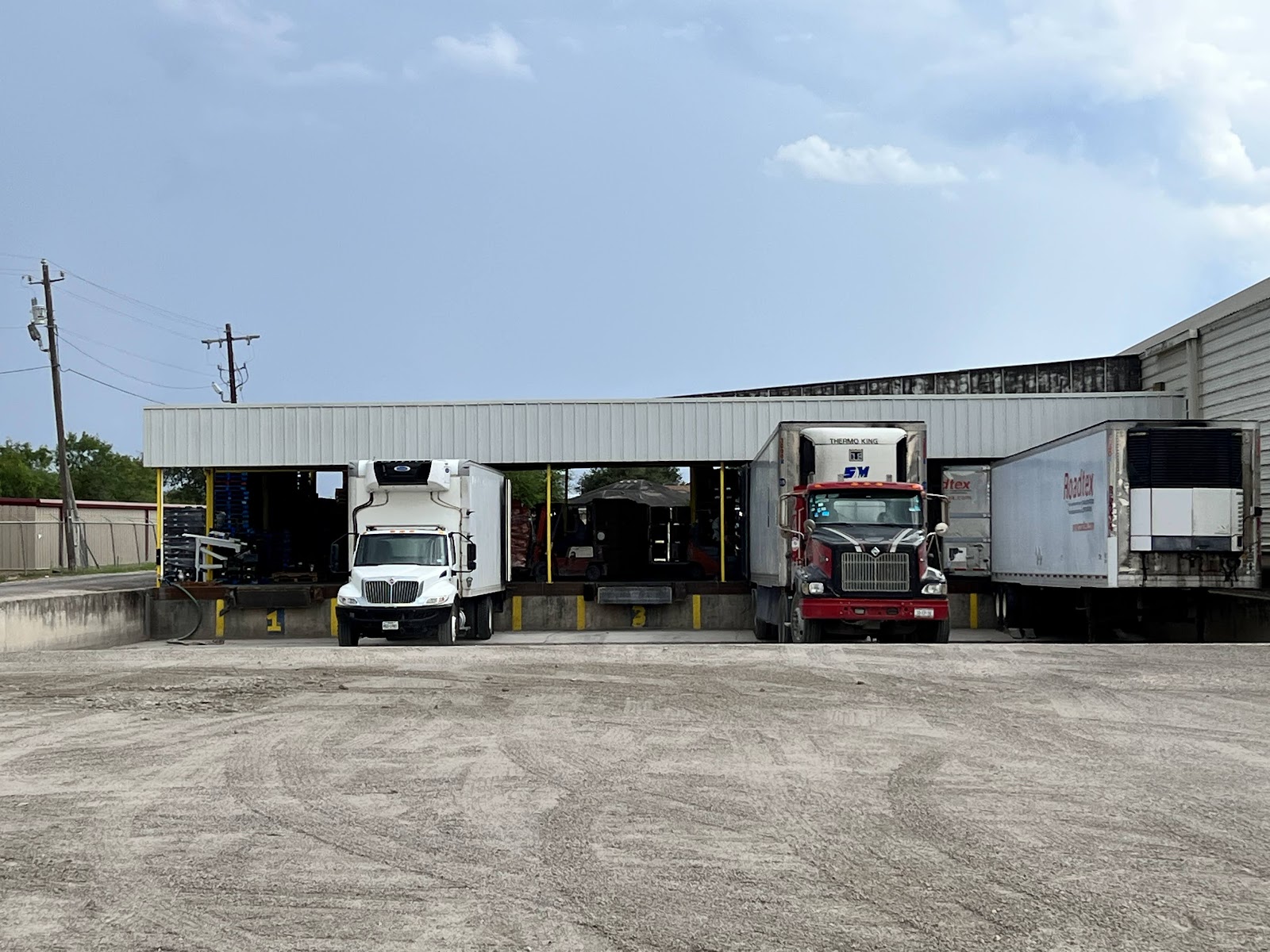 Warren Produce loading docks and trucks